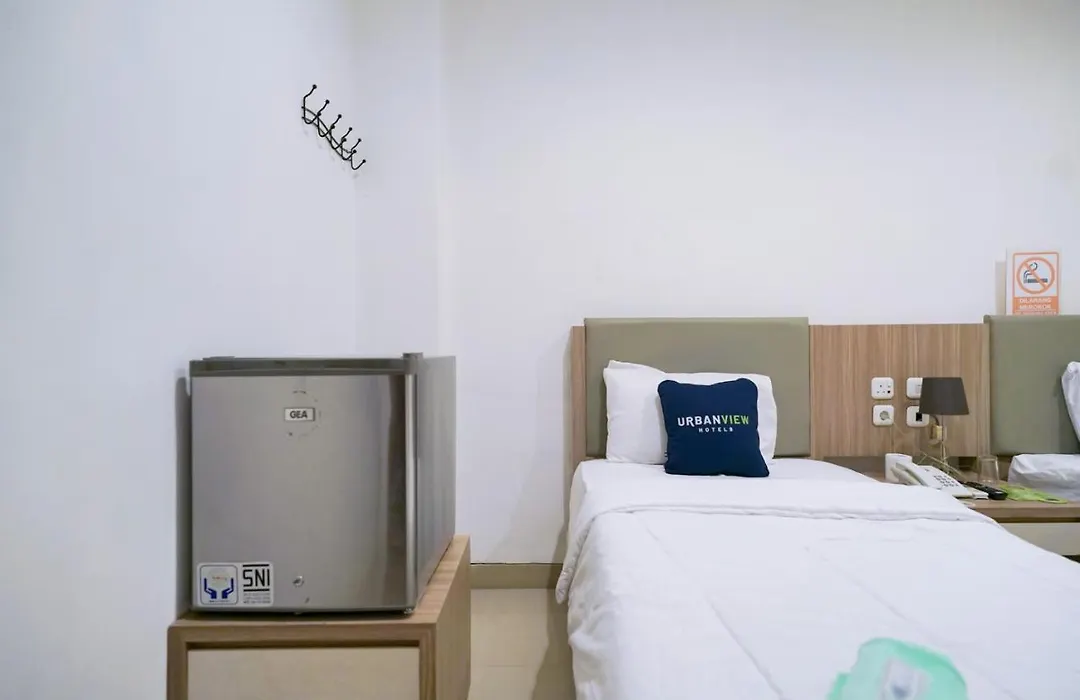 Urbanview Bes Mangga Besar By Reddoorz Hotel Jakarta