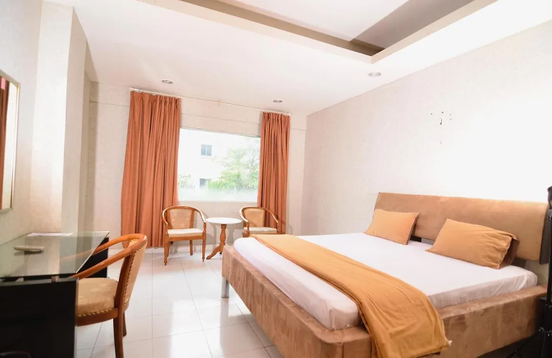 Hotel Peninsula Mangga Besar 2*