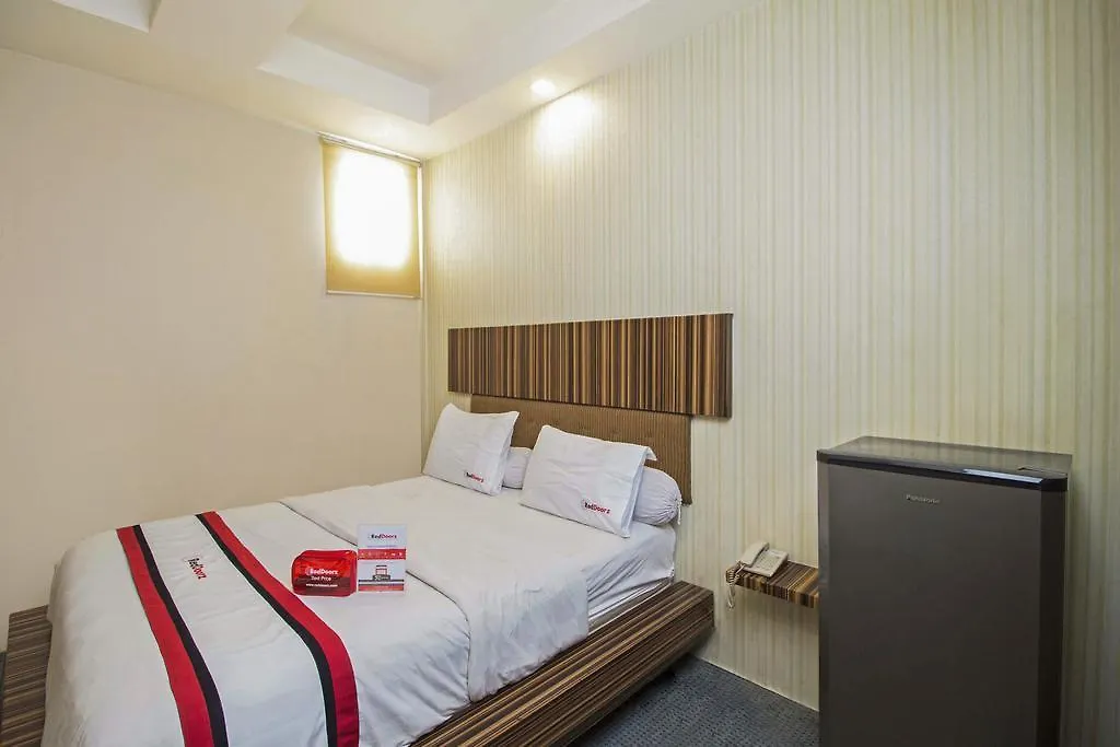 Reddoorz @ Mangga Besar 4 Gasthof 2*