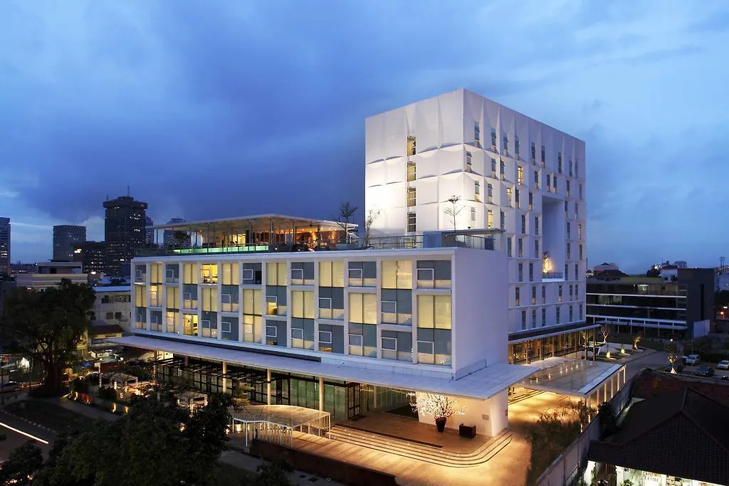Aparthotel Morrissey Residences 5*