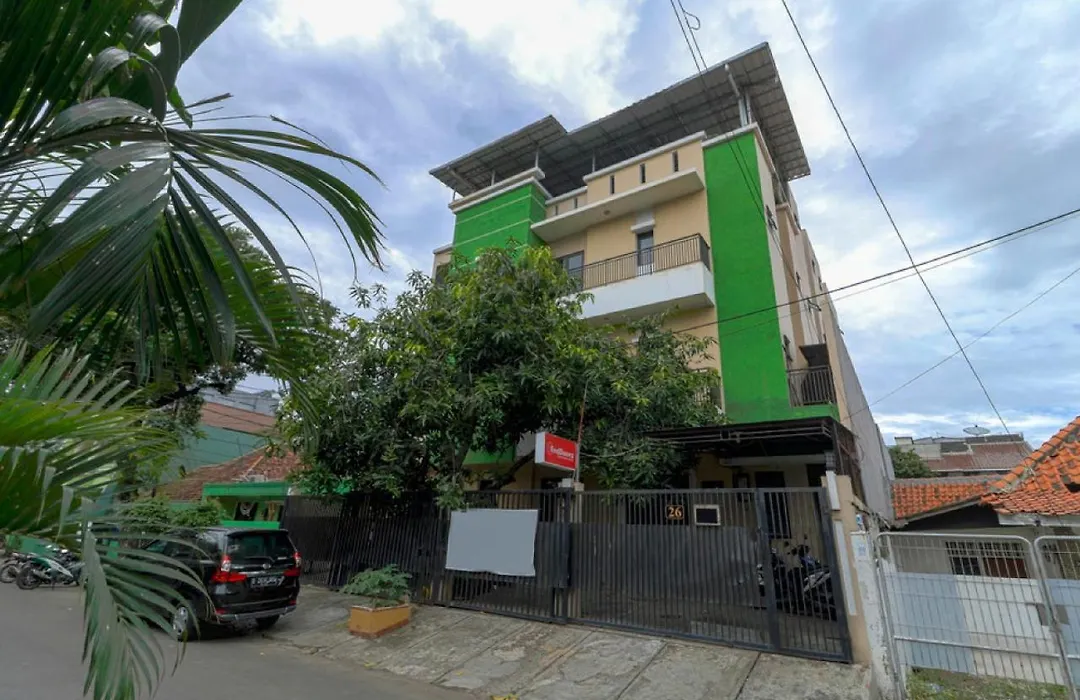 Reddoorz Plus Near Trisakti University